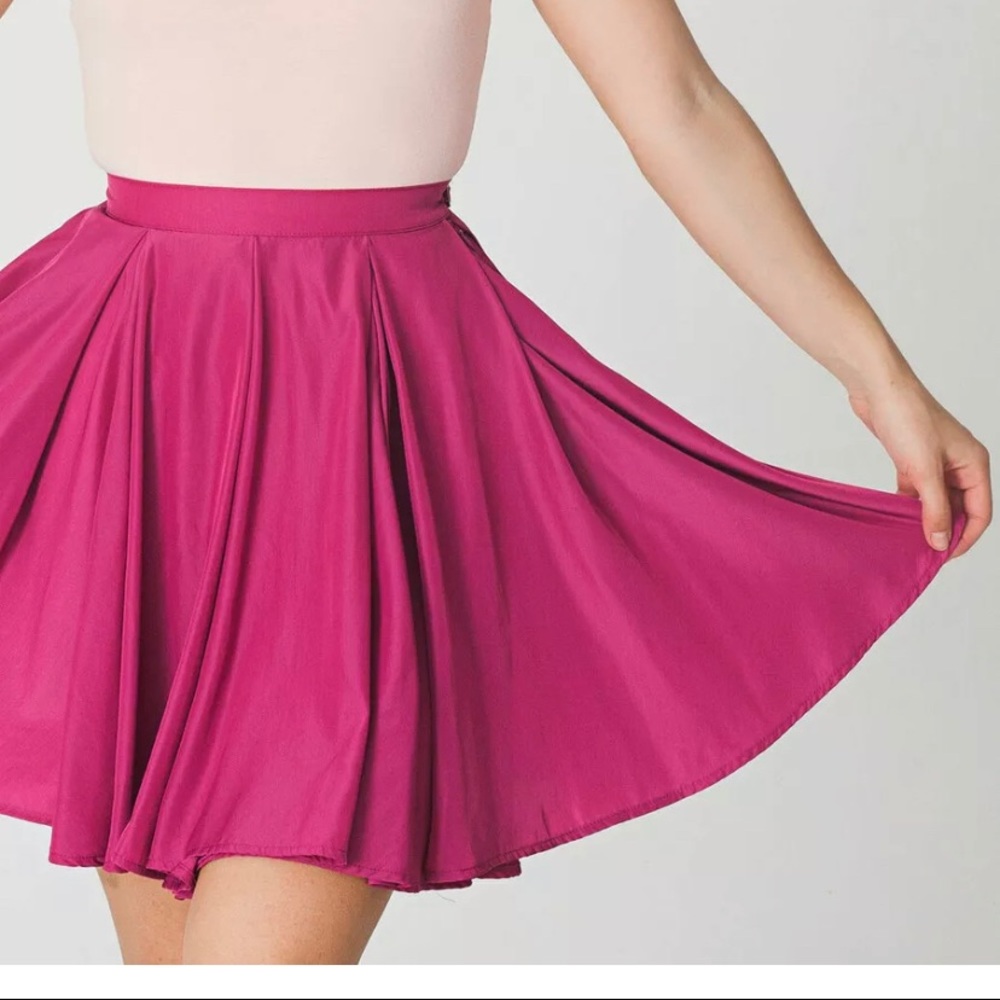 American Apparel fuchsia pleated skirt XS